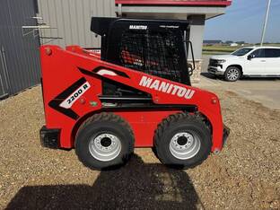 2021 Manitou 2200R