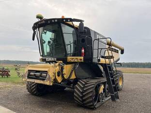 2016 Claas LEXION 740TT