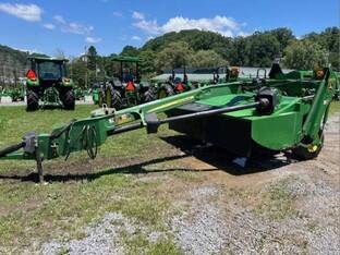 2012 John Deere 630