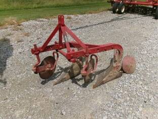 Massey-Harris MH62