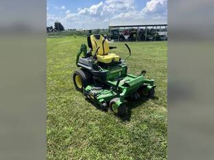 2022 John Deere Z740R