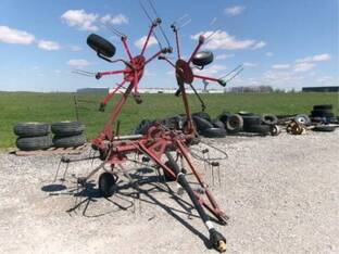 New Idea AGCO 4217