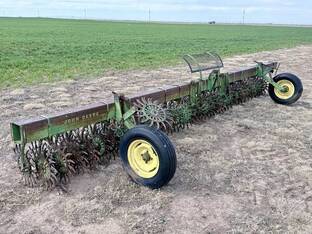 John Deere 400