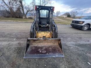 New Holland L216