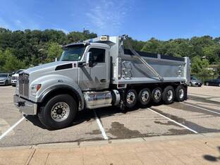 2027 Kenworth T880