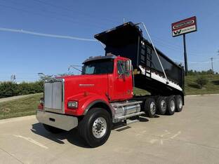 2017 Western Star 4900