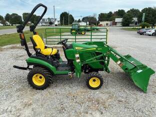 2019 John Deere 1025R