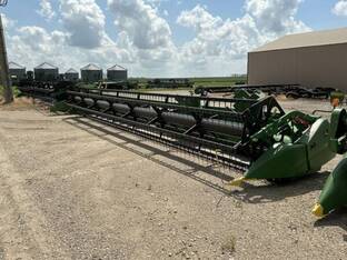 2023 John Deere 635F