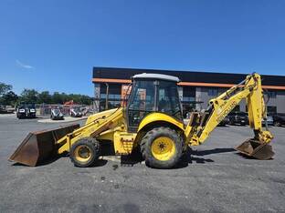 2004 New Holland LB75B