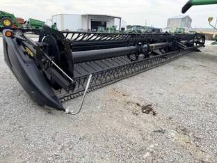 2015 MacDon Industries FD75