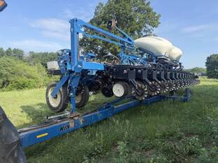 2013 Kinze 3600