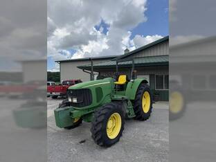 John Deere 6415
