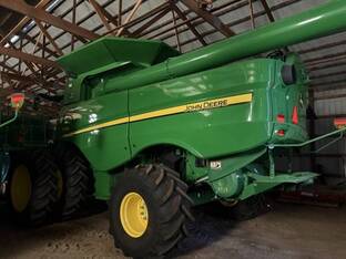 2022 John Deere S760