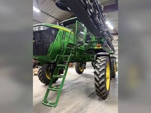2019 John Deere R4044