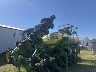 2020 John Deere DR16X