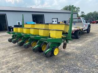 1979 John Deere 7000