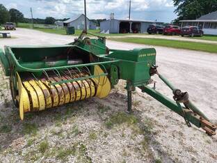 John Deere 24T