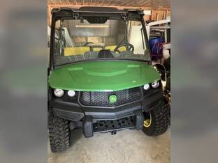 2022 John Deere GATOR XUV 835M