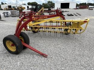 New Holland 256