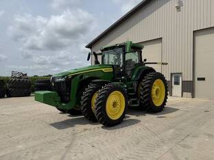 2023 John Deere 8R 370