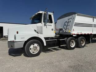 1996 Volvo WG64T