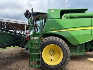 2018 John Deere S770
