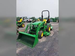 2010 John Deere 2320