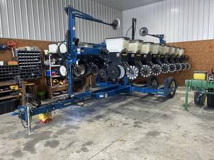 2006 Kinze 3500