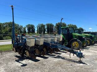 2006 Kinze 3000