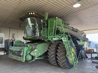 2023 John Deere X9 1100