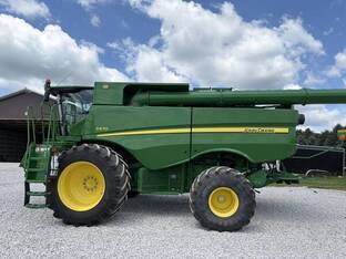 2015 John Deere S670