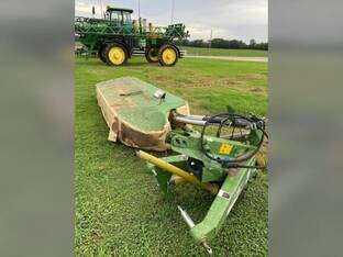 2023 Krone R320