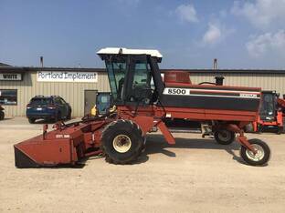 1998 Hesston 8500