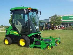 2025 John Deere 1585