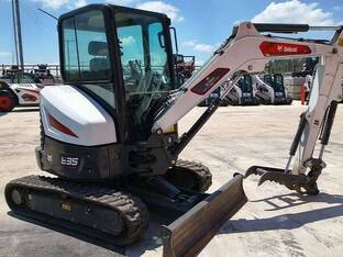 2024 Bobcat E35R2