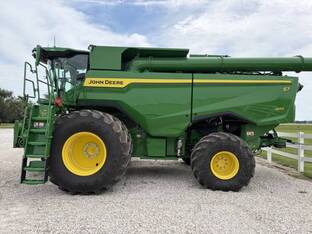 2025 John Deere S7 800