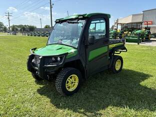 2024 John Deere XUV835R Signature Edition