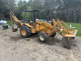 Case 580D