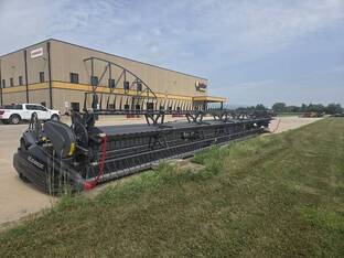 2023 Gleaner 9340