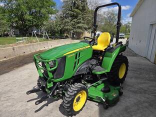 2019 John Deere 2032R