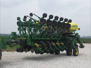 2014 John Deere 1790