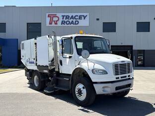 2018 Freightliner BUSINESS CLASS M2 106