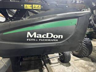 2014 MacDon Industries FD75