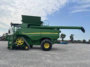2019 John Deere S780