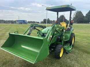 2017 John Deere 2032R