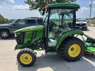 2024 John Deere 3033R