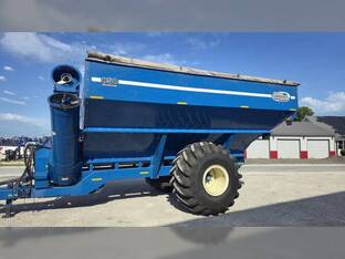 2005 Kinze 850
