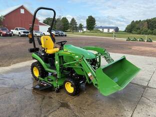 2022 John Deere 1025R