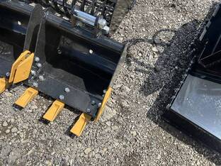 MINI EXCAVATOR 15