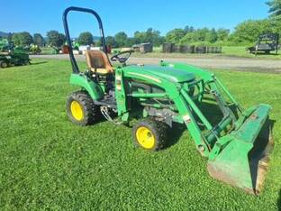 2005 John Deere 2210